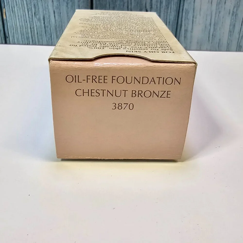 Mary Kay Oil-Free Foundation - Chestnut Bronze #3870 - NIB‎ Old Stock